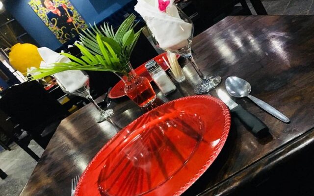 Elephant Springs Hotel