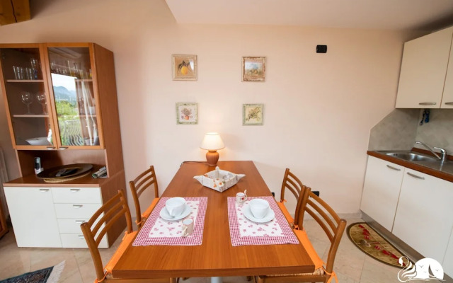 Feeling House - Appartamento Magico Lago