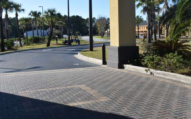 Best Western Plus Brunswick Inn & Suites