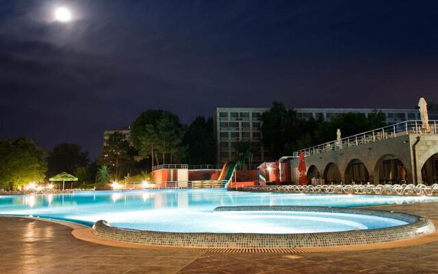 Hotel Cleopatra