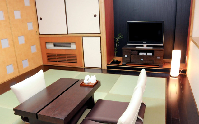 Hotel The Knot Yokohama