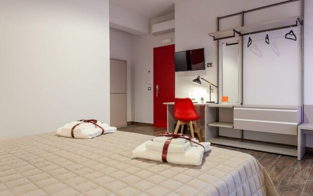Five Rooms Brolo