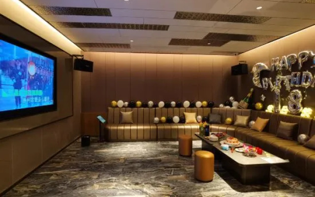 Savile Taoyuan Mountain Residence Hotel (Wugongshan Visitor Center)