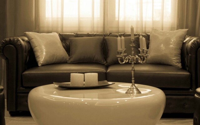 Royal Airport Hotel