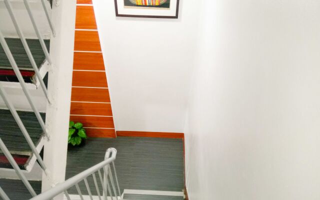 8Hostel