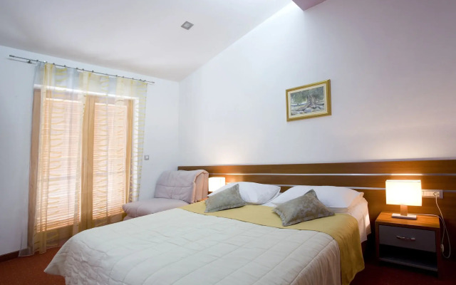 Hotel Eden