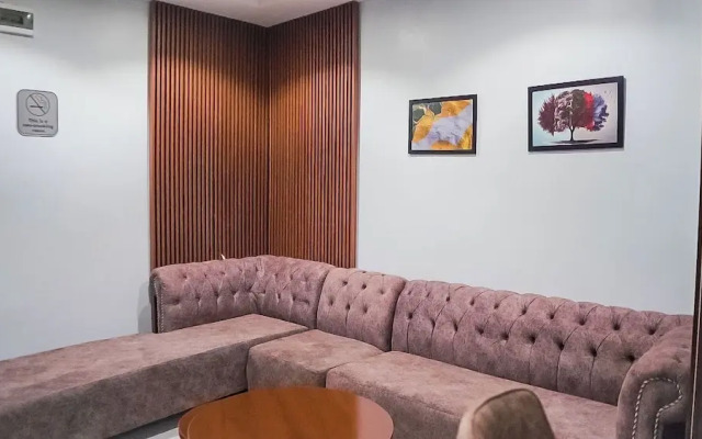 The Mastadon Apartment