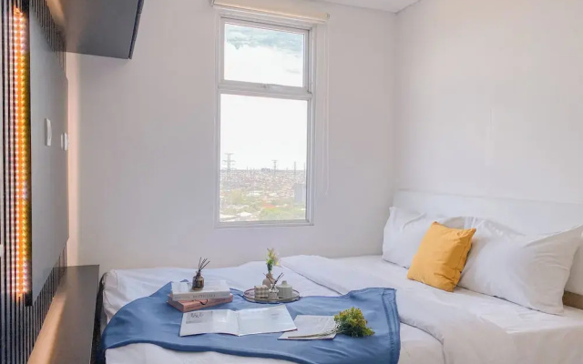 Restful 1Br Apartment At Vittoria Residence