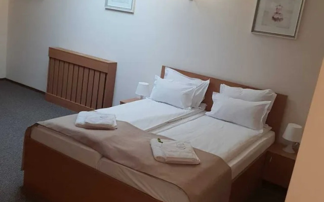Bucharest Downtown Inn