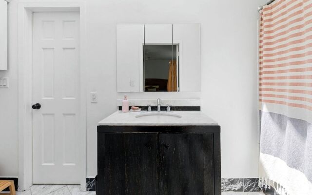 Villa Direen Modern East Hampton Villa