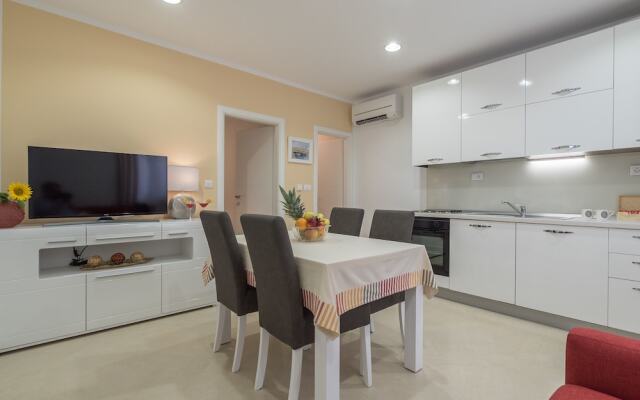 Drop In Split Apartments