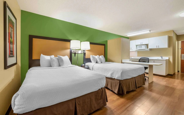 MainStay Suites Columbus North – Worthington