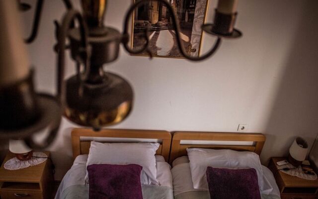 Rosmarinus Rubic studio