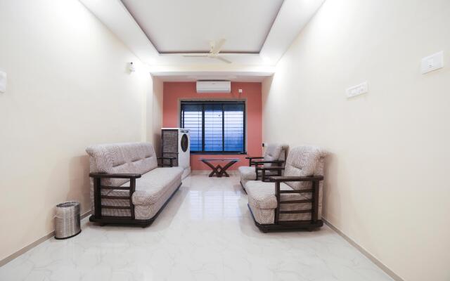 OYO Flagship 46080 Hotel Club Metro