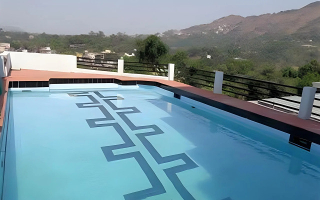 Sunrise Hill Resort