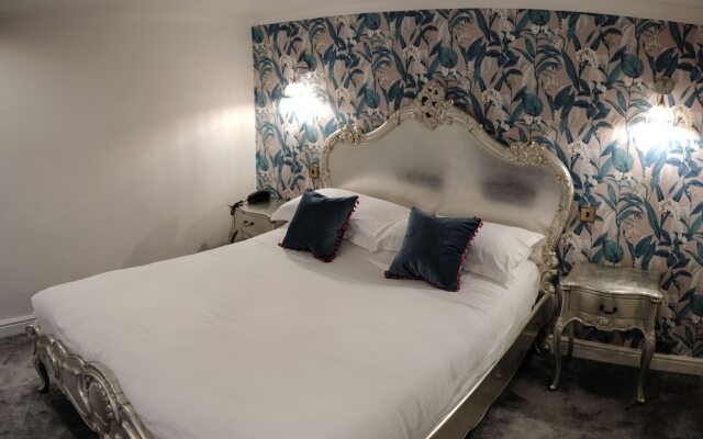 Sparth House Hotel