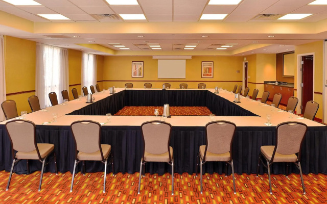 Courtyard by Marriott Denver Cherry Creek