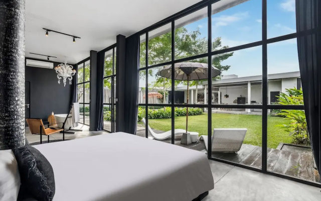 Loft Volcano by Alfred in Bali - Stylish 2 BR Loft w Pool Garden Ricefields View – Guest Rooms – Ubud