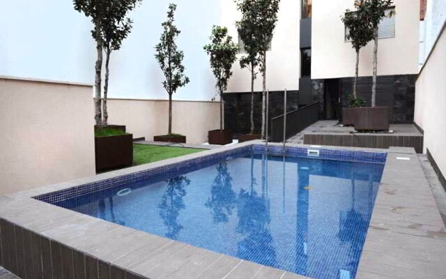 Enjoybcn Patio de Gala Apartments
