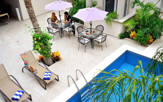 Palms Tulum Luxury Condo Hotel