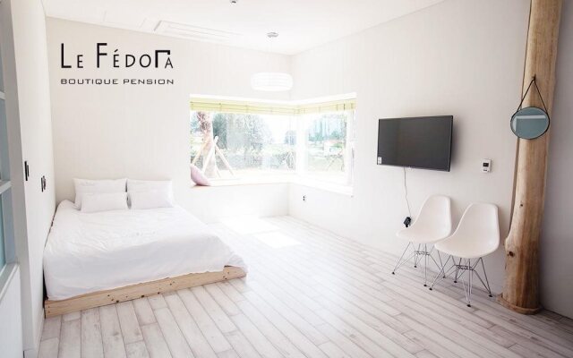 Lefedora Pension