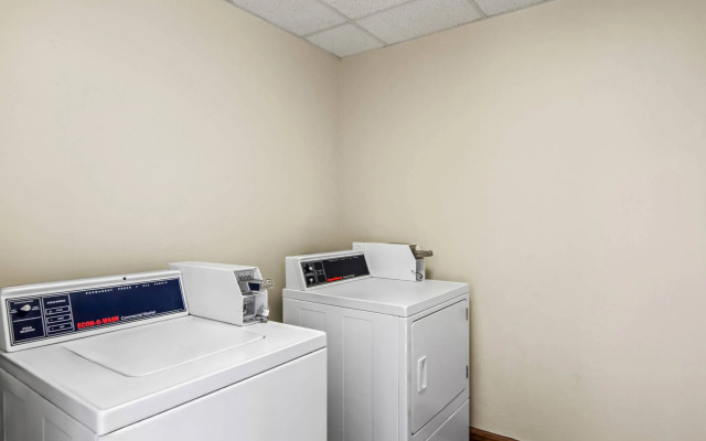 Quality Inn & Suites Vail Valley