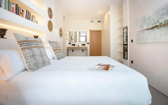 Lovely Apartment in Seville Pureza