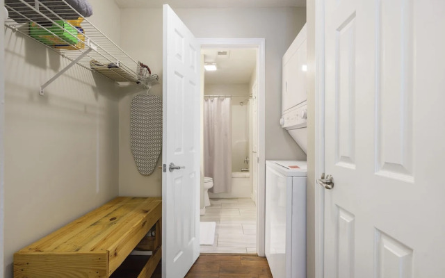 18th Fairway View - Club Amenities