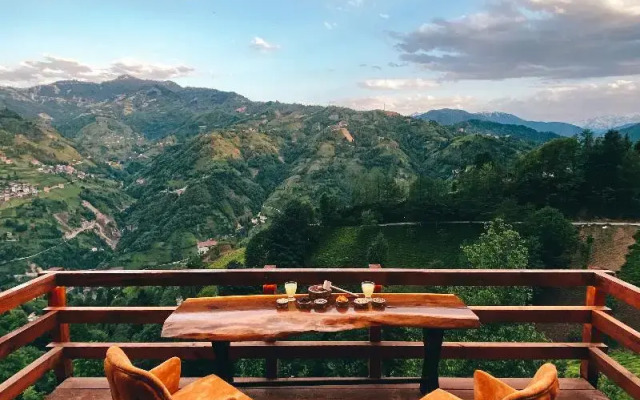 ZirvedeKal Suit Otel