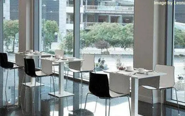 Opera Valencia Hotel