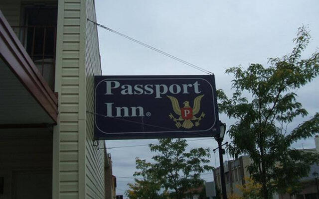 Passport Inn - By The Falls NY