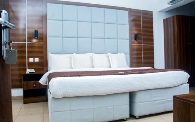 Presken Hotels @ Opebi, Lagos