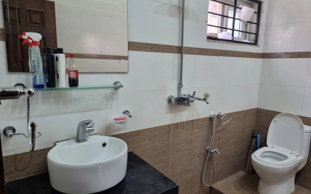 Impeccable 4-bed Villa in Gujrat