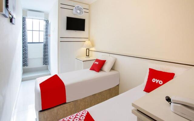 OYO Top Hotel