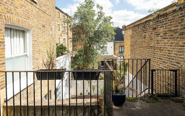 Elegant And Peaceful 2Bd Apt - Barons Court/London