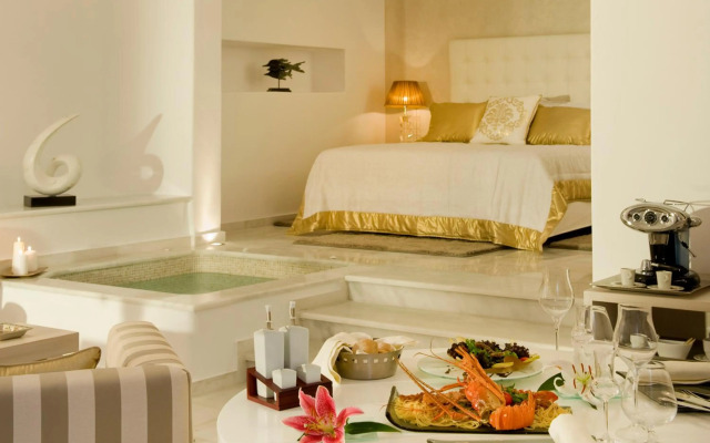 Gold Suites