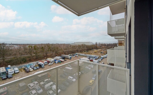 Home Office Flat Miedziana by Renters