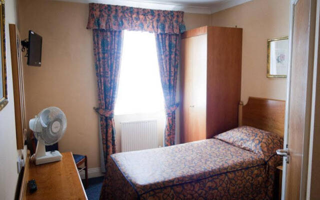 The London Agent - Victoria Home From Home