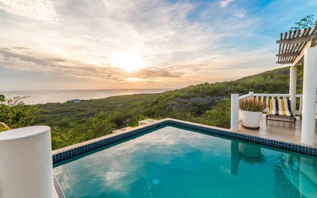 Perfect Villa At Famous Coral Estate - 5 Min To The Beach