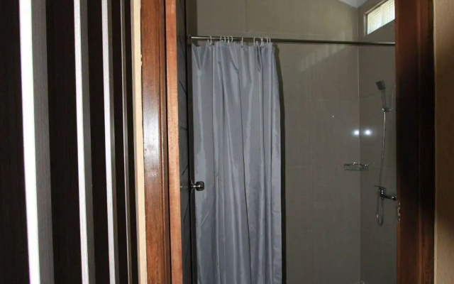 Bumi Aditya Hotel