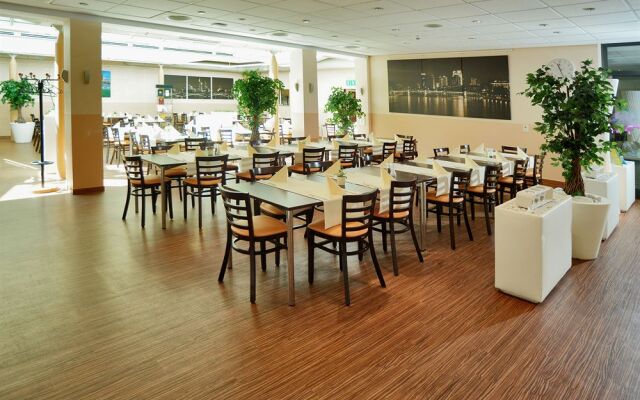 Airport- & Seminarhotel