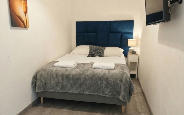 Cozy Convenient Room Prime Location