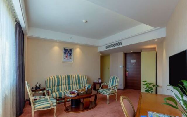 Huafu Hotel