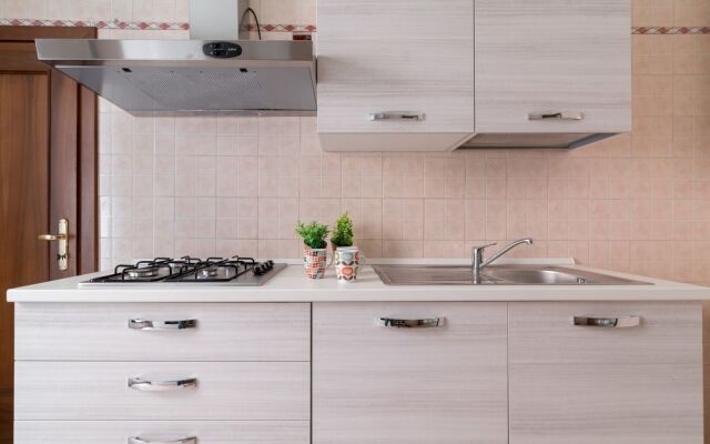 Santi Apostoli Venice Apartment