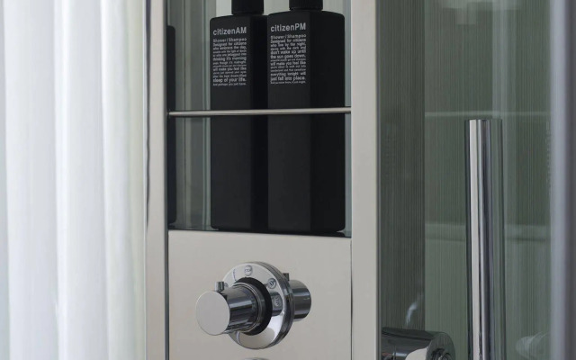 citizenM Schiphol Airport