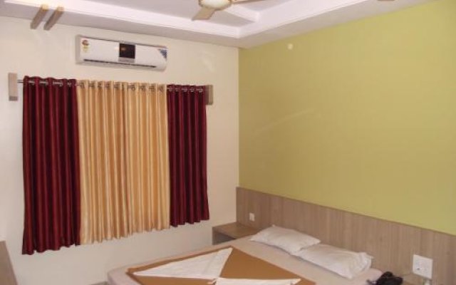Hotel Sai Palkhi