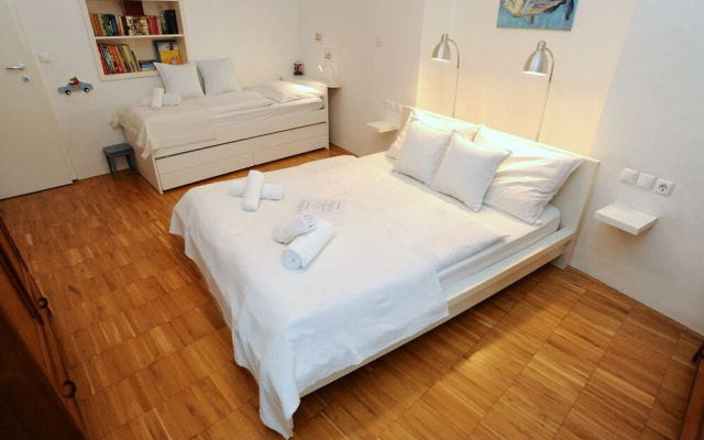 Apartment Angela