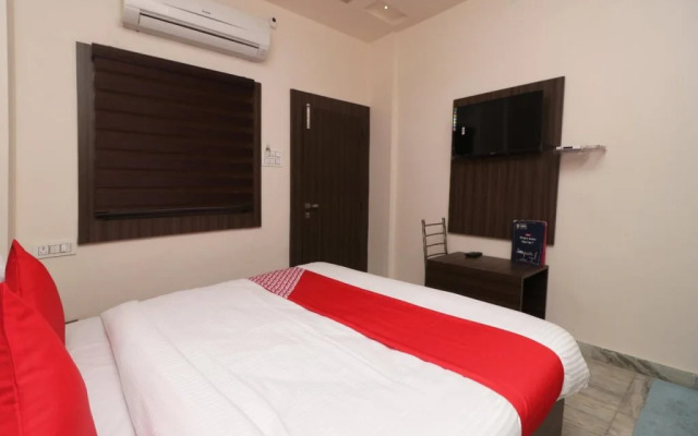 Hotel Royal Palace By OYO Rooms