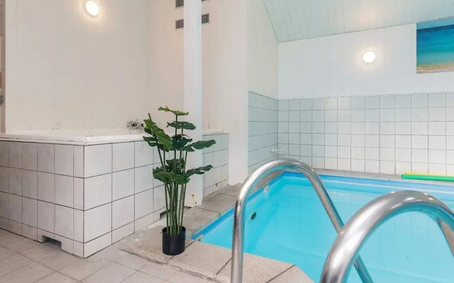 4 Star Holiday Home in Vaeggerlose