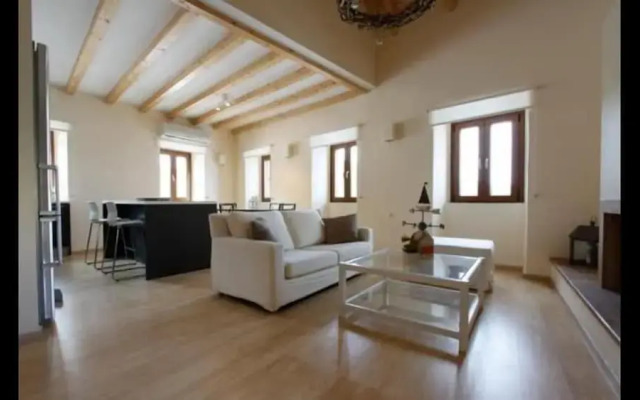 Anelina Paxos Residences - Anezina's Apartment